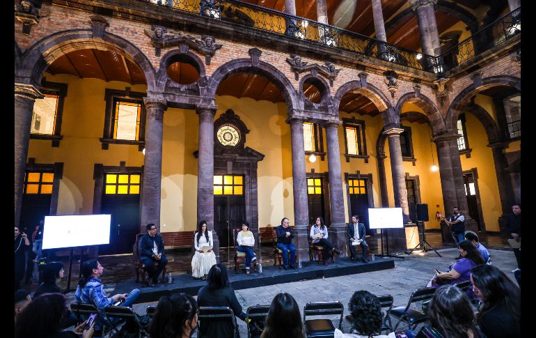 Durante el evento, también se presentó al equipo que liderará estas iniciativas, con el objetivo de fortalecer el acceso, la producción y la difusión cultural en todo el territorio jalisciense. EL INFORMADOR / A. Navarro