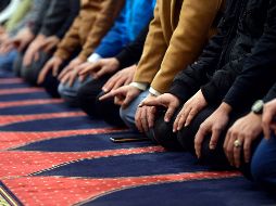 El inicio del mes tradicionalmente depende de la observación de la luna creciente. EFE / W. Hamzeh