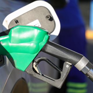 Mañana inicia tope a precio de gasolina