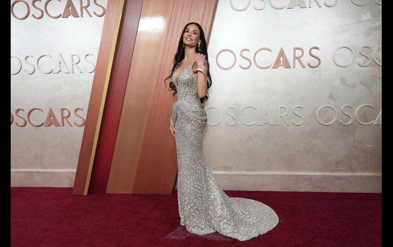 Las estrellas más importantes del cine desfilaron por la alfombra roja de los Oscar 2025, derrochando elegancia y glamour en la noche más esperada de la industria cinematográfica. AP / J. Strauss