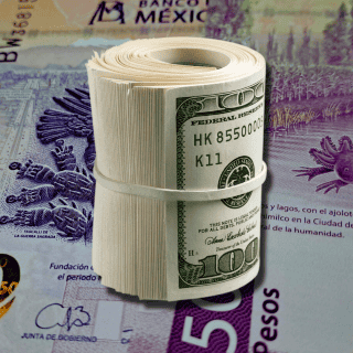 Peso AVENTAJA al dólar antes de que caduque tregua arancelaria