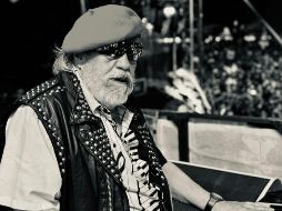 La cuenta oficial en redes de El Tri confirmó el fallecimiento del tecladista Lalo Toral. ESPECIAL / FACEBOOK El TRI Oficial