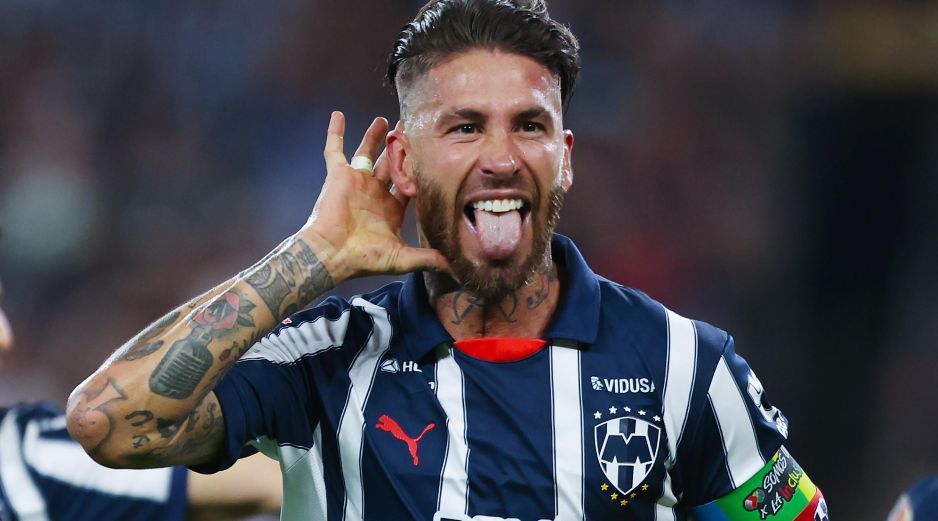 Sergio Ramos terminó en 2025 su etapa como jugador de Rayados de Monterrey, equipo en el que se convirtió en líder, y recibió las muestras de cariño de los aficionados. IMAGO7