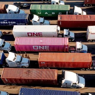 Trump menciona que es el momento de utilizar los aranceles contra otros países