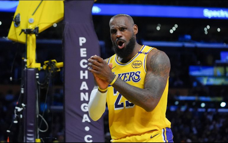 A sus 40 años, LeBron sigue compitiendo a un nivel extraordinario. AP/J. Hong