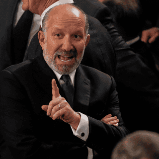 EU está considerando retrasar un mes aranceles de ESTE sector