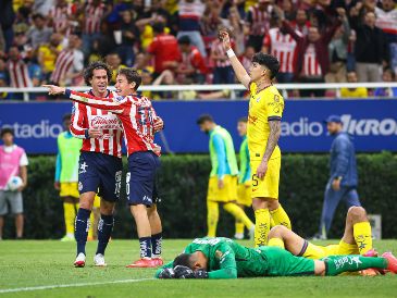 Si bien, el Guadalajara se adjudicó el triunfo para llevarse la ventaja a la Ciudad de los Deportes, lo cierto es que a los dirigidos por Espinoza les costó generar acciones en el ataque. EL INFORMADOR/ H. FIGUEROA.