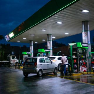 Senado aprueba reforma que reduce carga fiscal de Pemex