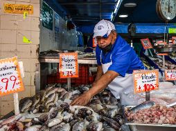 Al comprar pescado sedebe revisar que tenga ojos brillantes, agallas rojas sin mucosidad y carne firme. EL INFORMADOR/A. Navarro