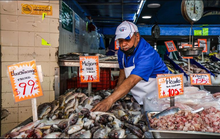 Al comprar pescado sedebe revisar que tenga ojos brillantes, agallas rojas sin mucosidad y carne firme. EL INFORMADOR/A. Navarro