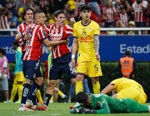 La celebración de Chivas tras el autogol de Sebastián Cáceres en el partido de ida de los octavos de final en la Concachampions. IMAGO7