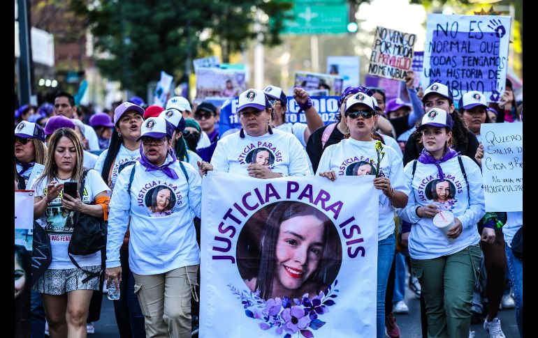 Miles de mujeres de todas las edades, se reunieron en Guadalajara para manifestarse por la violencia de género en el marco del 8M. EL INFORMADOR/ A. Navarro.