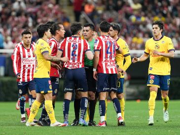 La Liga MX recabará las pruebas necesarias, para determinar alguna sanción por el "botellazo". IMAGO 7 / A. SEPÚLVEDA
