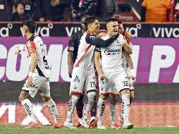 Con sus tres goles, Uros Durdevic (centro) llega a ocho en lo que va del torneo. IMAGO7