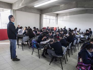 Si bien ya existen condiciones medioambientales para que el alumnado pueda regresar a clases, se mantiene la recomendación de no llevar a cabo actividades físicas al aire libre.  EL INFORMADOR/ARCHIVO