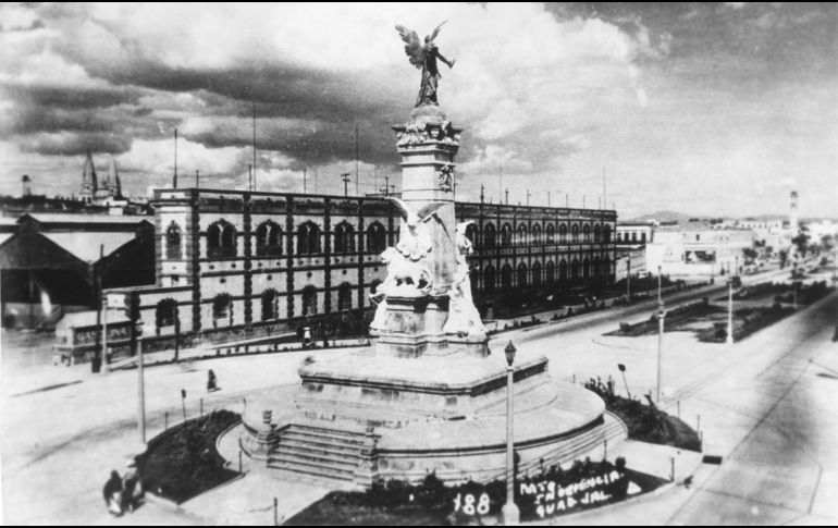 Esta es la historia de la división cultural de la Calzada Independencia de Guadalajara. EL INFORMADOR / ARCHIVO