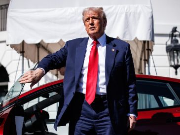 El republicano afirmó además que, cuanto más suban los aranceles, más probabilidad hay de que las compañías se trasladen a Estados Unidos. EFE / S. Corum