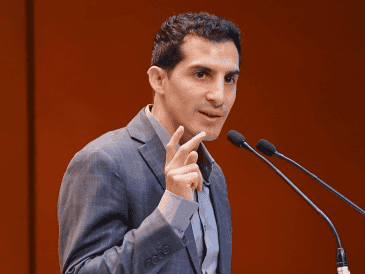 Rommel Pacheco buscará traer más competencias de clavados y natación a México. IMAGO7