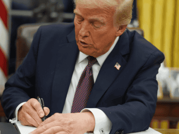 Trump hizo estos comentarios durante su participación en la sede de la asociación Mesa Redonda Empresarial en Washington. AP