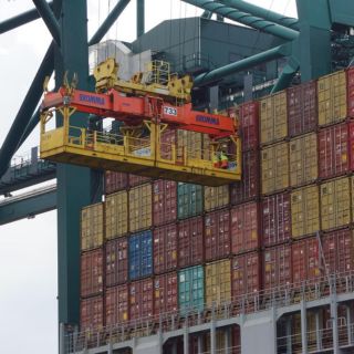 Incertidumbre arancelaria continuará provocando caída de mercados, aseguran especialistas