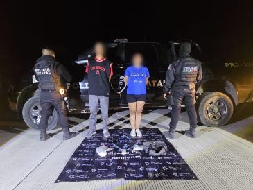 Una mujer y un hombre de 18 y 24 años de edad respectivamente, fueron detenidos en Teocaltiche. ESPECIAL
