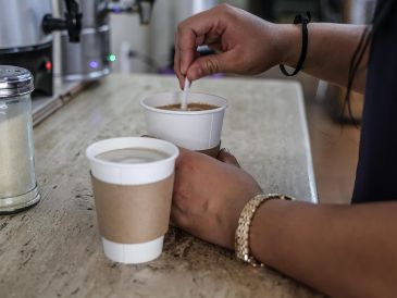 Trabajadores de una cafetería explicaron que desde enero de este año el proveedor les incrementó 20 pesos por kilo y hace dos semanas otra vez lo subió 20 pesos kilo. EL INFORMADOR/A. NAVARRO