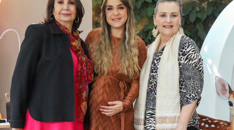 Coco Díaz, Alexia Vergara y Claudia Ricaud Heinecke en el Baby Shower de Nara. GENTE BIEN JALISCO / C. Jimeno