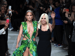 Donatella Versace dice adiós a su cargo como directora creativa de la marca de moda homónima.  EFE / ARCHIVO