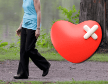 La persona herida de rechazo construye una coraza, o máscara, para evitar precisamente ser rechazada y, por eso, se aleja del mundo. AP / ARCHIVO