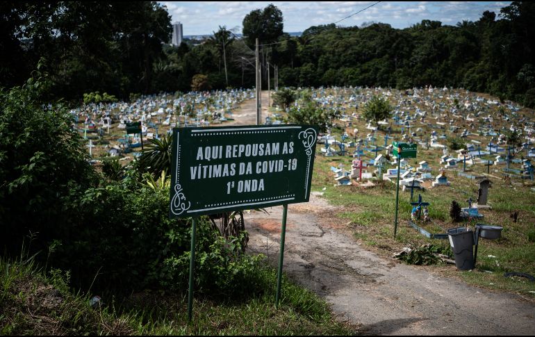Entre las fallas, se cuestiona la decisión de enviar cargamentos de oxígeno a Manaos en camión, en un trayecto de 96 horas por carreteras de tierra. EFE / ARCHIVO