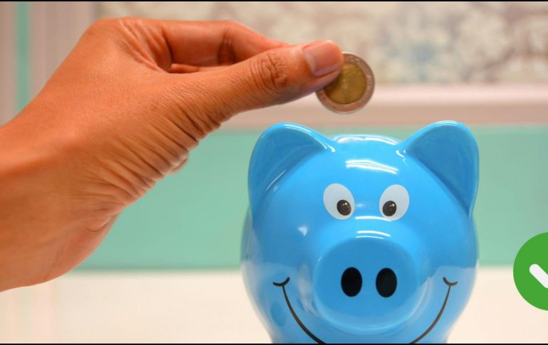 Los medios de ahorro informales son los que se llevan la preferencia entre los ciudadanos. Pexels y Canva