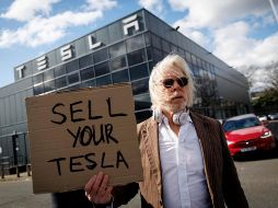 Tesla lidera pérdidas en Wall Street tras tres semanas complejas en el mercado bursátil. EFE / EPA / TOLGA AKMEN
