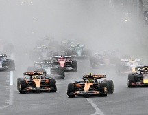 La lluvia en el circuito Albert Park complicó la carrera y provoco varios accidentes. EFE/J. Ross