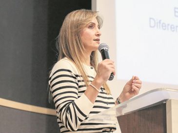 Cynthia Cantero Pacheco. La secretaria de planeación y participación ciudadana hizo hincapié en que el futuro de Jalisco depende del compromiso de sus ciudadanos. ESPECIAL