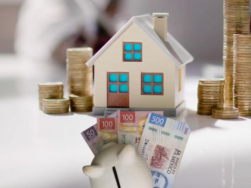 El Infonavit señala que el mercado de la renta se caracteriza por la informalidad, debido a que 28% de la población vive en inmuebles rentados o prestados, y 46% de las viviendas alquiladas carecen de contrato vigente. ESPECIAL / CANVA