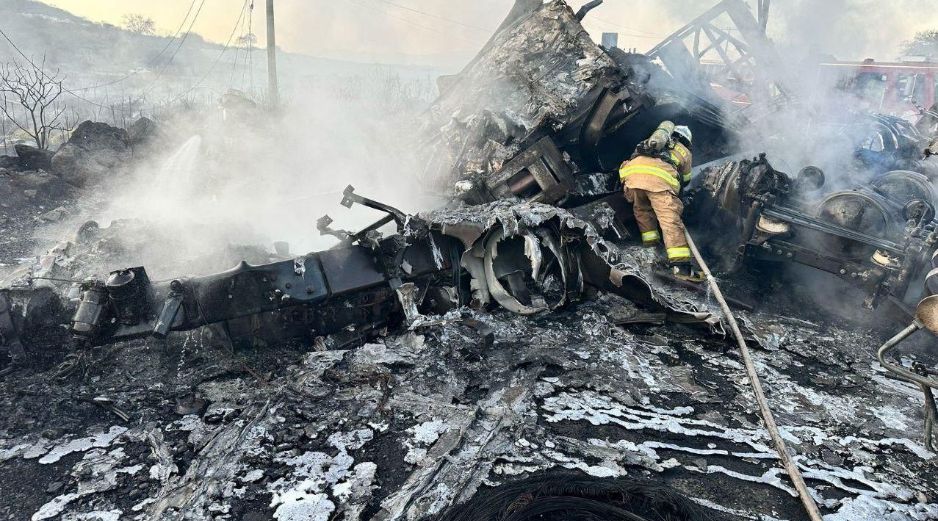 Los conductores de los vehículos pesados fallecieron. X / @PCJalisco