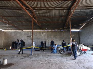 Colectivo Guerreros Buscadores de Jalisco informó el hallazgo de tres campos de exterminio en el rancho Izaguirre localizado en Teuchitlán, Jalisco, presuntamente usados por el CNG. FISCALÍA DE JALISCO