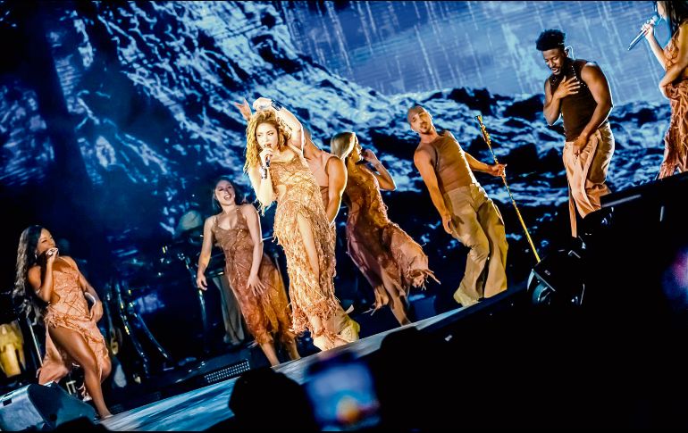 La colombiana conquistó a su público tapatío con sus coreografías cargadas de energía. CORTESÍA