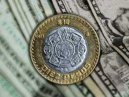 La cotización del dólar en Banco Azteca es de 18.95 pesos a la compra y 20.40 pesos a la venta. EL INFORMADOR / ARCHIVO