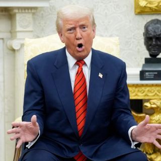 Trump pide a indocumentados que se "autodeporten" en un video