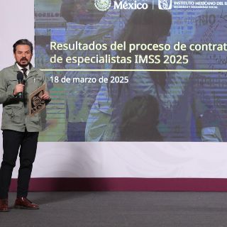 IMSS contrata a más de 9 mil médicas y médicos especialistas