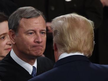 John Roberts, presidente de la Corte Suprema de Estados Unidos puso en su sitio a Trump tras una declaración polémica. AFP/O. Douliery.