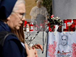 Dada su estabilidad, los médicos que tratan a Francisco ya no publican boletines diarios sobre su estado de salud. EFE / F. Frustaci / AP / ARCHIVO