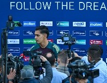 Raúl Rangel le deseó buena suerte al arquero del América en el duelo ante Canadá. IMAGO7.