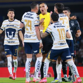 Pumas recibe castigo por sus declaraciones contra el arbitraje
