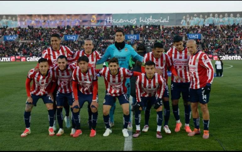 Lejos de los reflectores de la Liga MX, en un escenario internacional, Pedro Budíb Jr hace su debut; nacido en Puebla pero con pasaporte libanés, vistió por primera vez la camiseta de la Selección de Líbano contra Timor Leste. IMAGO7/ J. ZAMORA
