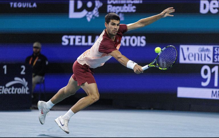 Carlos Alcaraz acumula otra eliminación sorpresiva en un torneo de categoría 1000. EFE/C. Herrera