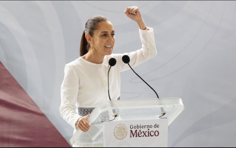 Durante la conmemoración del Día Mundial del Agua, Sheinbaum aseveró que su administración ya inició con la revisión de las concesiones de agua a personas y empresas en México. SUN/ H. Salvador.