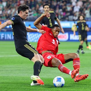 Detienen partido del Tri ante Panamá por grito homofóbico