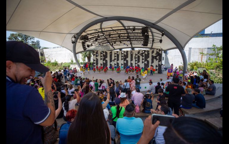 El festival contó con la participación de alumnas y alumnos de los centros educativos 1,2,3: Tuzanía, La Arboleda y DIF Nuevo México, así como de varios preescolares de la zona.